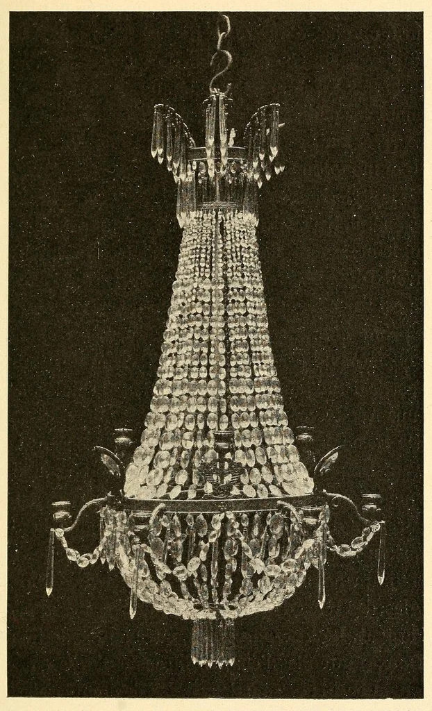 An illustration from L'art de reconnaître les styles: Le style empire; ouvrage orné de 132 gravures, 1911, leaf 175
