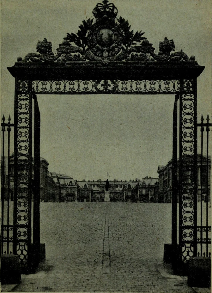 An illustration from L'art de reconnaître les styles, le style Louis XIV, 1900, leaf 82