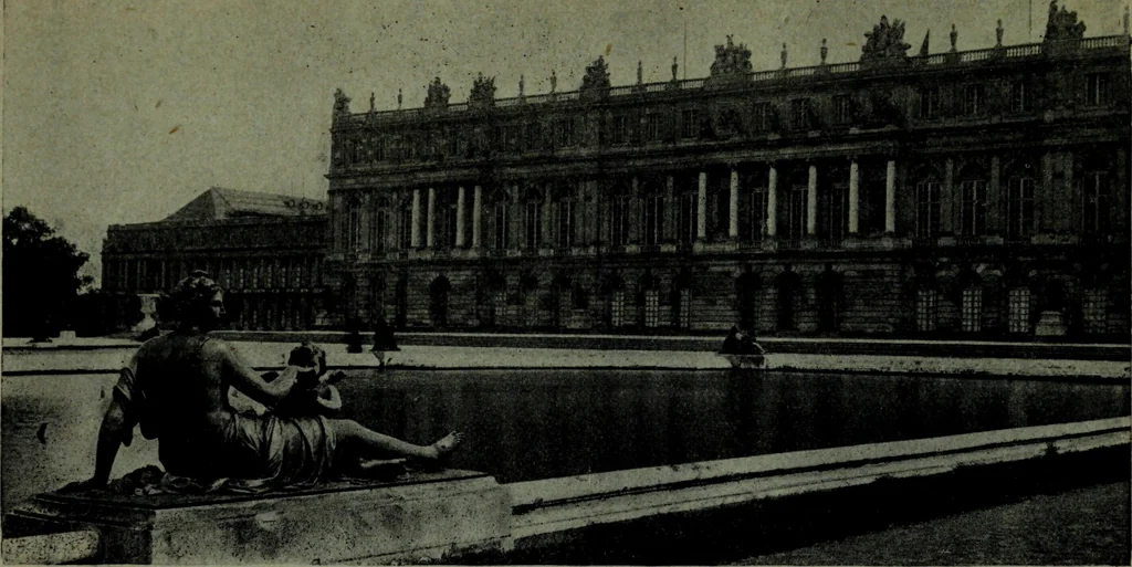 An illustration from L'art de reconnaître les styles, le style Louis XIV, 1900, leaf 86