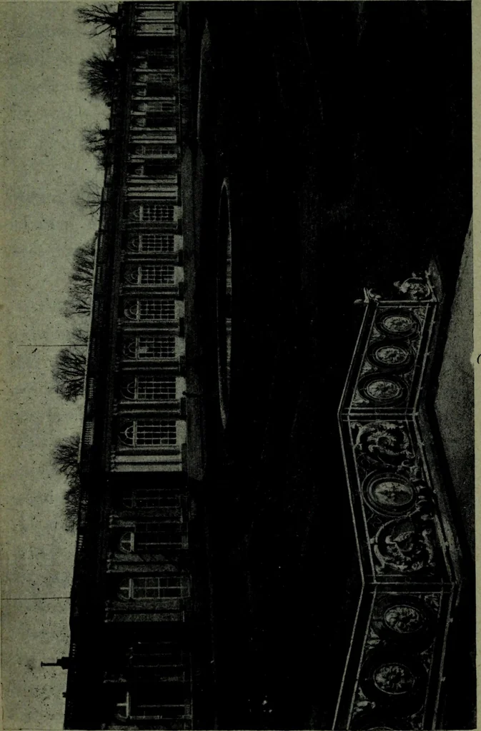 An illustration from L'art de reconnaître les styles, le style Louis XIV, 1900, leaf 98