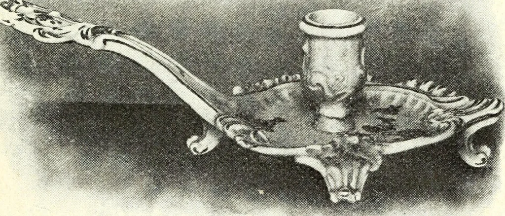 An illustration from L'art de reconnaître les styles: les styles régence et Louis XV;, 1912, leaf 194