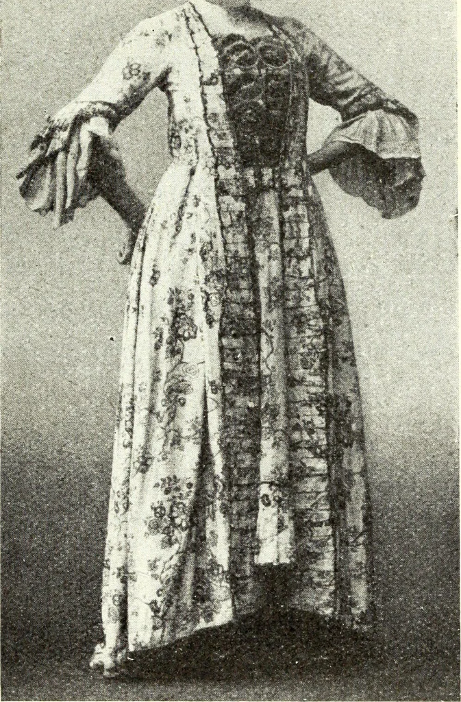 An illustration from L'art de reconnaître les styles: les styles régence et Louis XV;, 1912, leaf 298