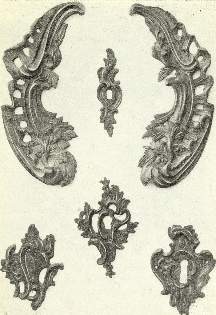 An illustration from L'art de reconnaître les styles: les styles régence et Louis XV;, 1912, leaf 58