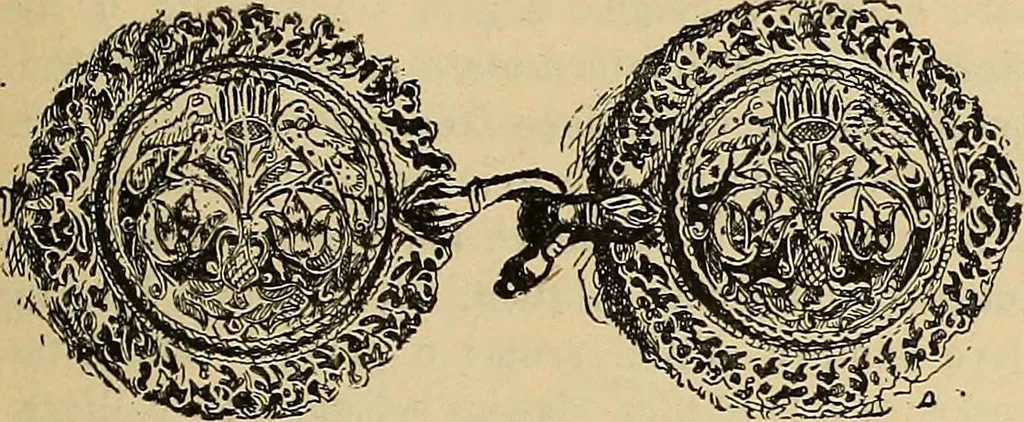 An illustration from L'arte nell'industria : lavori di legno e pastiglia, lavori di metallo, lavori di pietra, marmo, alabastro, ceramica, musaico, vetro, lavori di osso e avorio, lavori tessili, carte da parati e cuoi decorati, ricami, pizzi, cartelloni, stampe, ecc., 1907, leaf 482