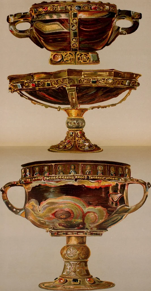 An illustration from L'arte nell'industria : lavori di legno e pastiglia, lavori di metallo, lavori di pietra, marmo, alabastro, ceramica, musaico, vetro, lavori di osso e avorio, lavori tessili, carte da parati e cuoi decorati, ricami, pizzi, cartelloni, stampe, ecc., 1907, leaf 56