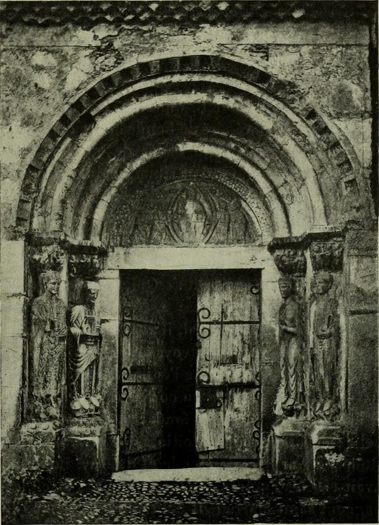 An illustration from L'art religieux du XIIe siècle en France : Etude sur les origines de l'iconographie du Moyen Age, 1922, leaf 210