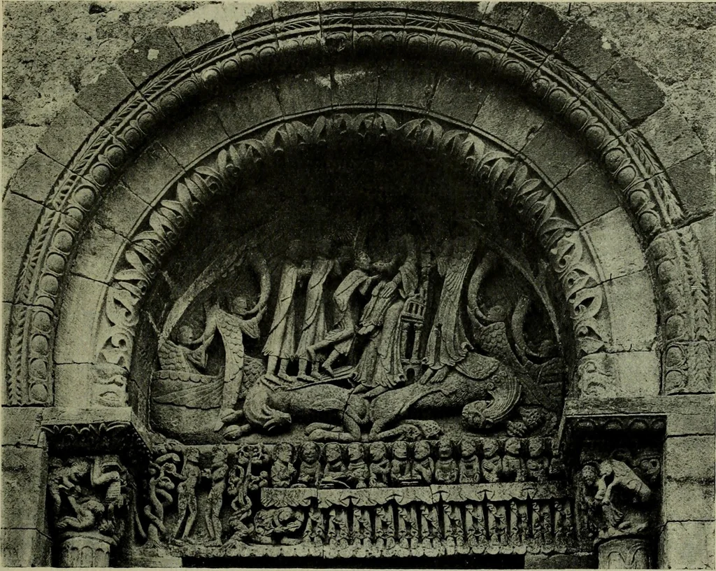 An illustration from L'art religieux du XIIe siècle en France : Etude sur les origines de l'iconographie du Moyen Age, 1922, leaf 444