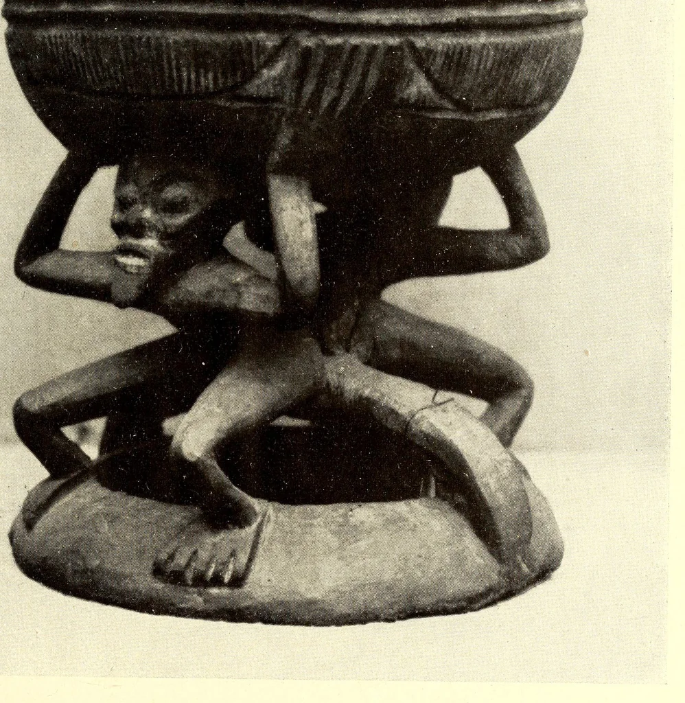 An illustration from La sculpture africaine, 1922, leaf 51