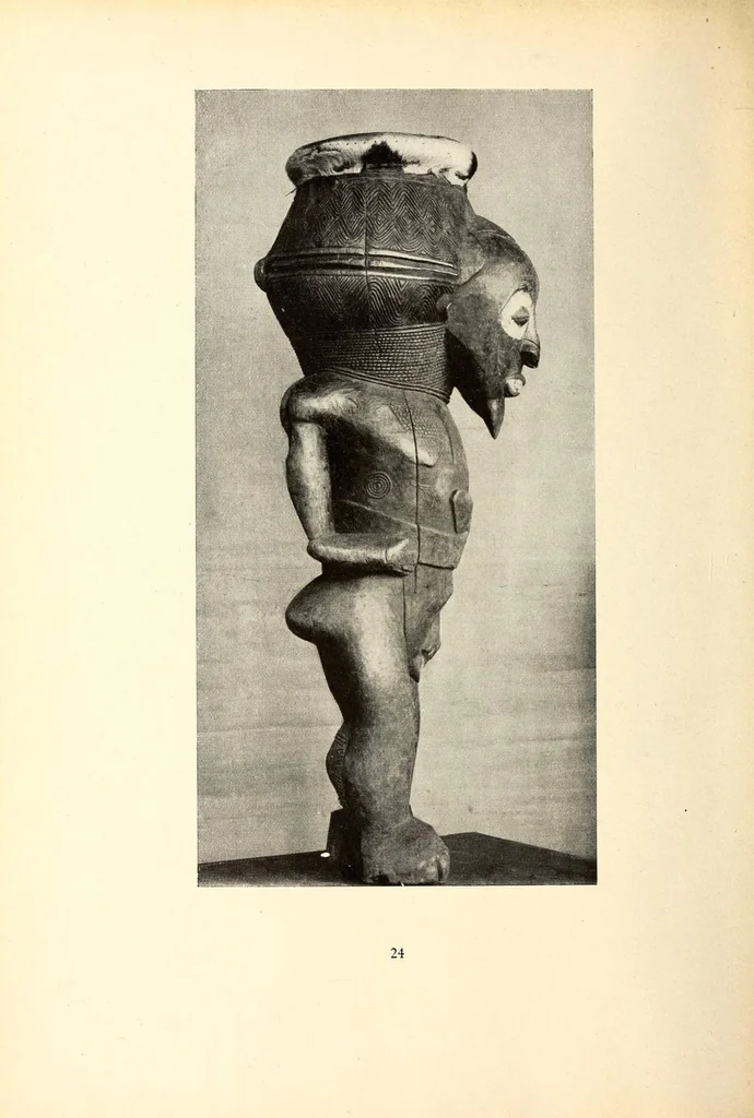 An illustration from La sculpture africaine, 1922, leaf 58