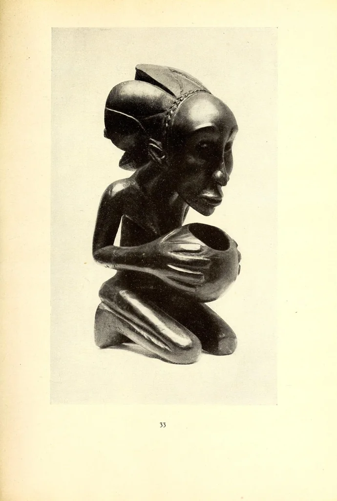 An illustration from La sculpture africaine, 1922, leaf 67