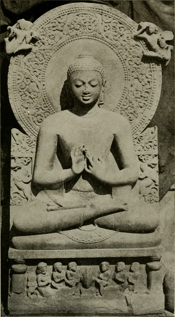 An illustration from La sculpture hindoue. Traduction de Paul Budry, 1922, leaf 118