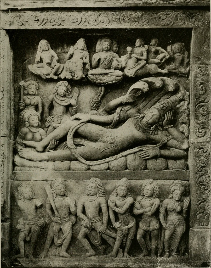 An illustration from La sculpture hindoue. Traduction de Paul Budry, 1922, leaf 122
