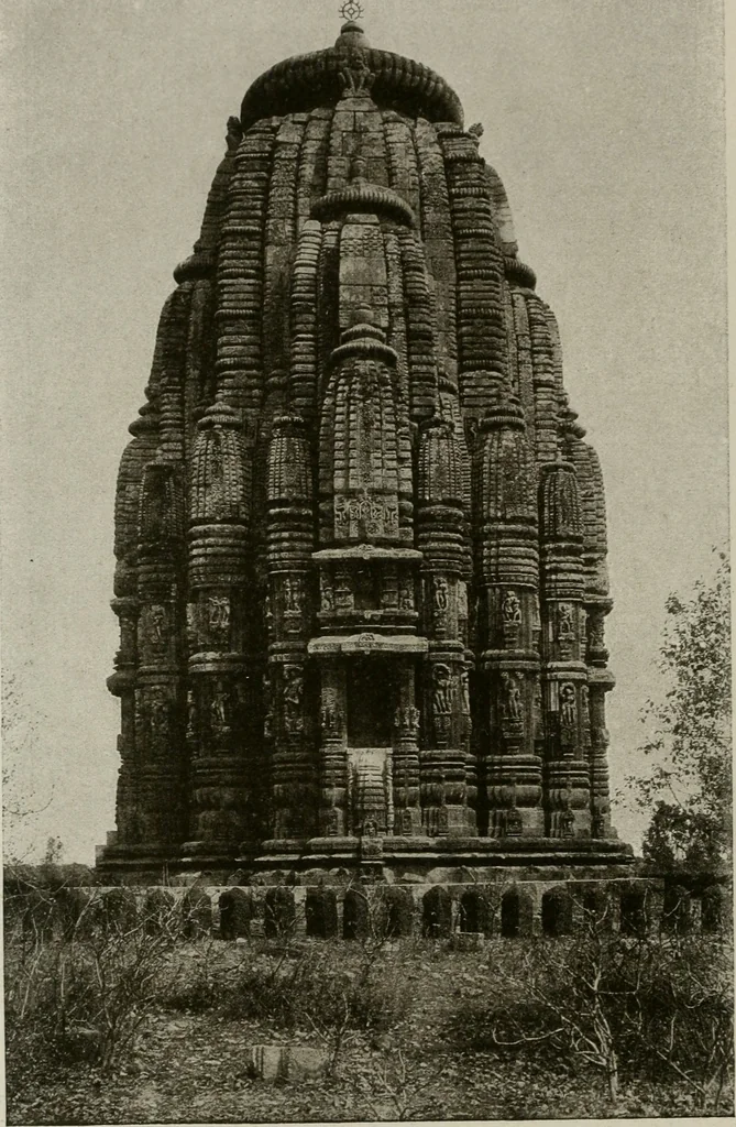 An illustration from La sculpture hindoue. Traduction de Paul Budry, 1922, leaf 157