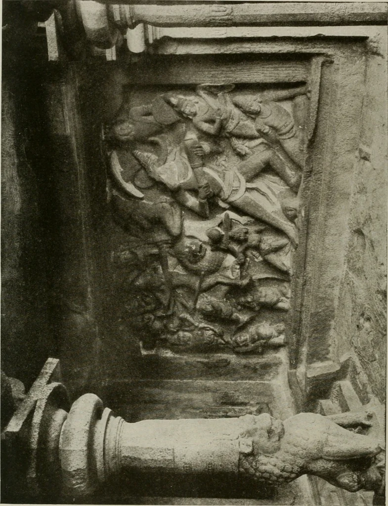 An illustration from La sculpture hindoue. Traduction de Paul Budry, 1922, leaf 193