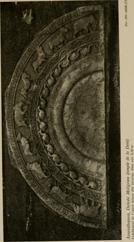 An illustration from La sculpture hindoue. Traduction de Paul Budry, 1922, leaf 234