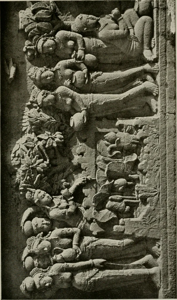 An illustration from La sculpture hindoue. Traduction de Paul Budry, 1922, leaf 264