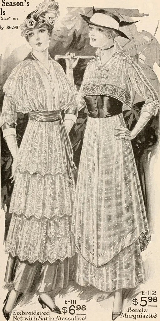 An illustration from latest New York styles for women, misses,, 1915, leaf 14