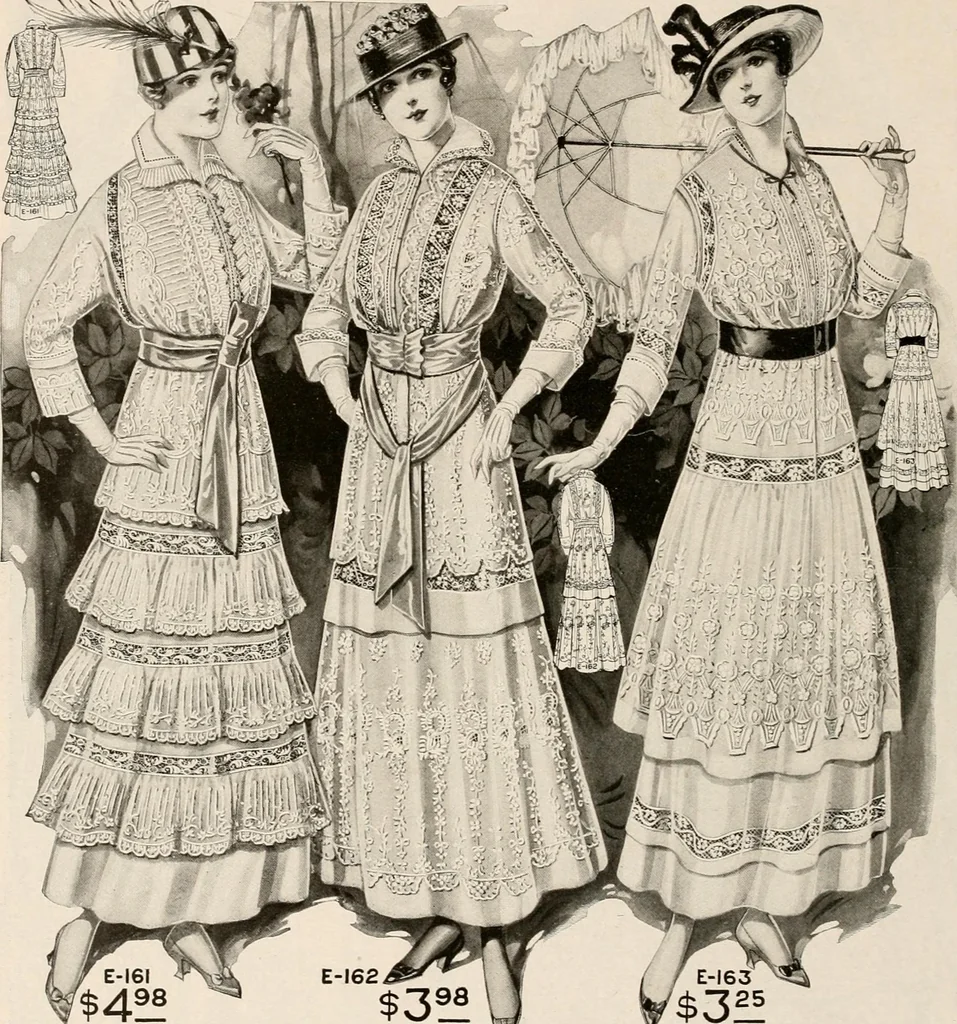An illustration from latest New York styles for women, misses,, 1915, leaf 19