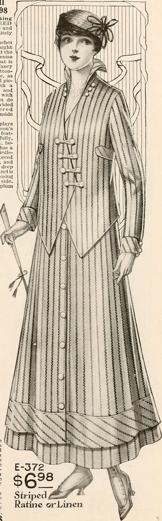 An illustration from latest New York styles for women, misses,, 1915, leaf 40