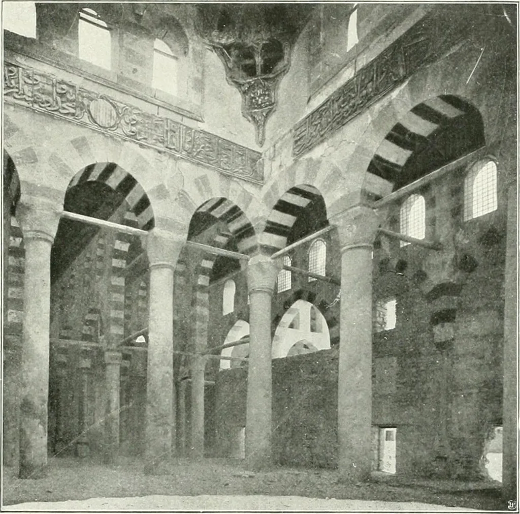 An illustration from Le Caire, le Nil et Memphis, 1906, leaf 66