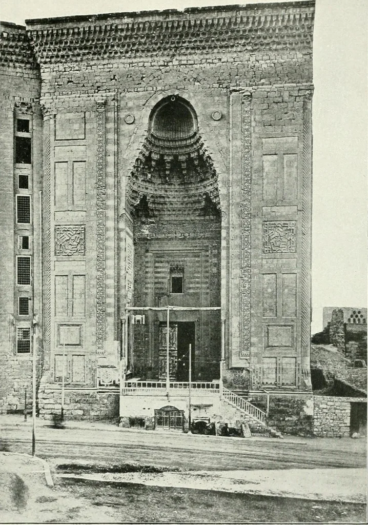 An illustration from Le Caire, le Nil et Memphis, 1906, leaf 68