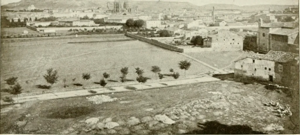 An illustration from Leon, Burgos and Salamanca; a historical and descriptive account, 1908, leaf 312