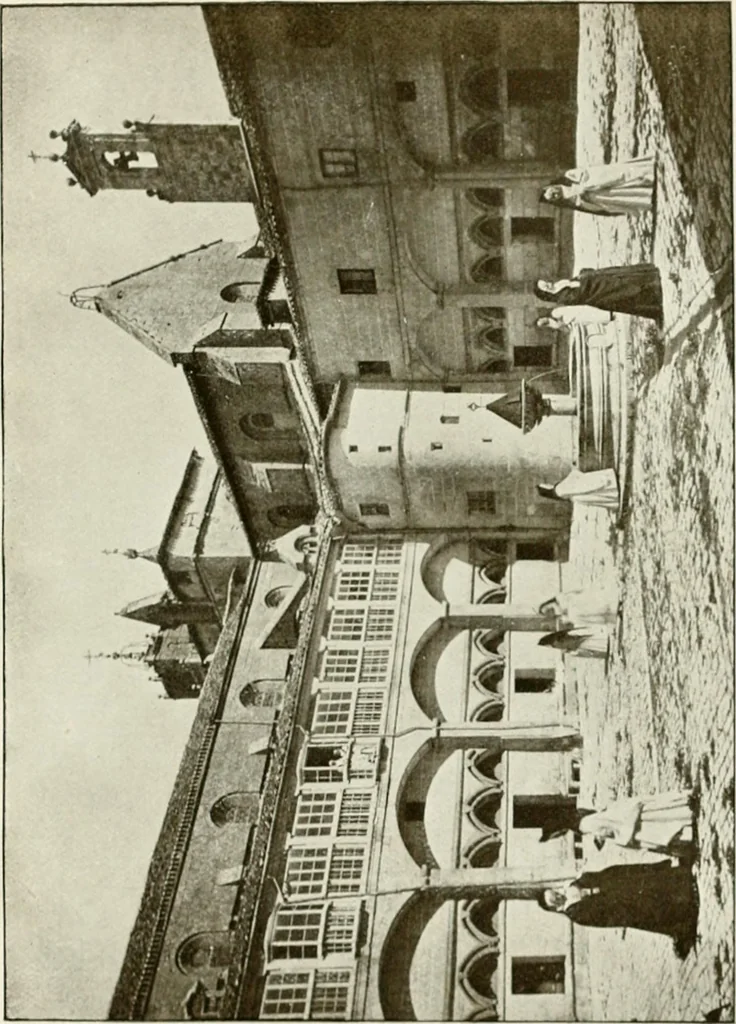 An illustration from Leon, Burgos and Salamanca; a historical and descriptive account, 1908, leaf 442
