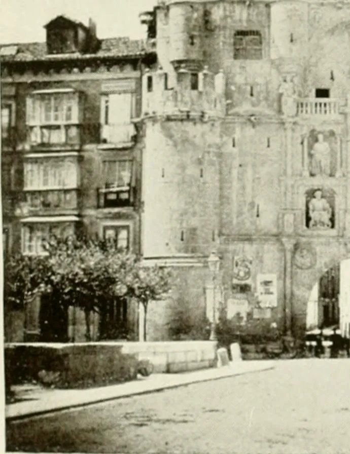 An illustration from Leon, Burgos and Salamanca; a historical and descriptive account, 1908, leaf 480