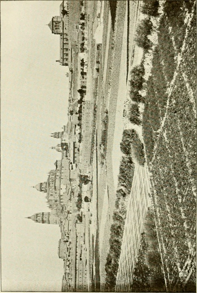 An illustration from Leon, Burgos and Salamanca; a historical and descriptive account, 1908, leaf 515