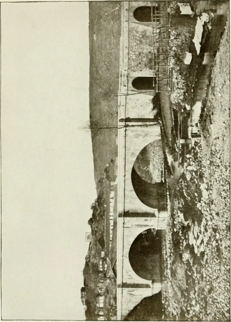 An illustration from Leon, Burgos and Salamanca; a historical and descriptive account, 1908, leaf 520