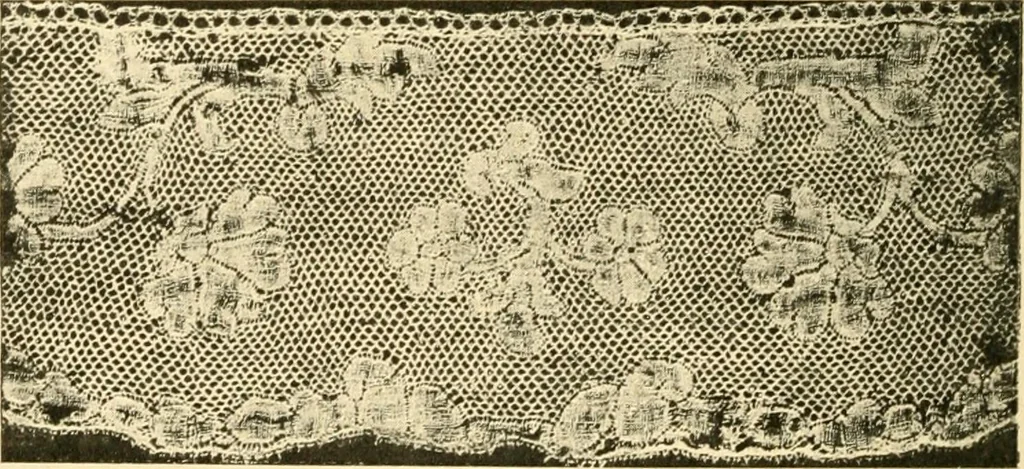 An illustration from Le poinct de France et les centres dentelliers au XVIIe et au XVIIIe siècles; ouvrage orné de quarante-trois illustrations, 1905, leaf 281