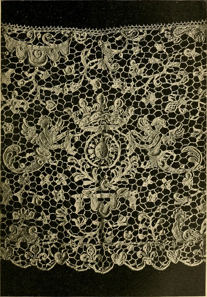 An illustration from Le poinct de France et les centres dentelliers au XVIIe et au XVIIIe siècles; ouvrage orné de quarante-trois illustrations, 1905, leaf 48