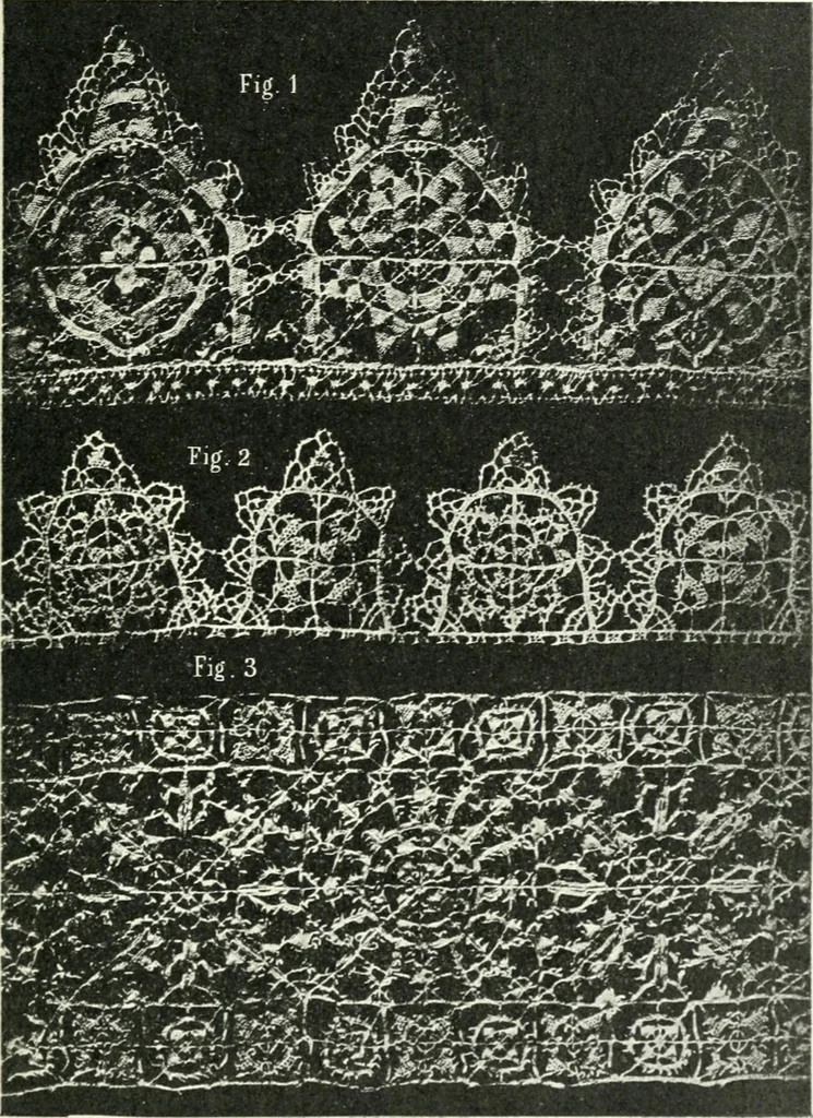 An illustration from Le poinct de France et les centres dentelliers au XVIIe et au XVIIIe siècles; ouvrage orné de quarante-trois illustrations, 1905, leaf 158