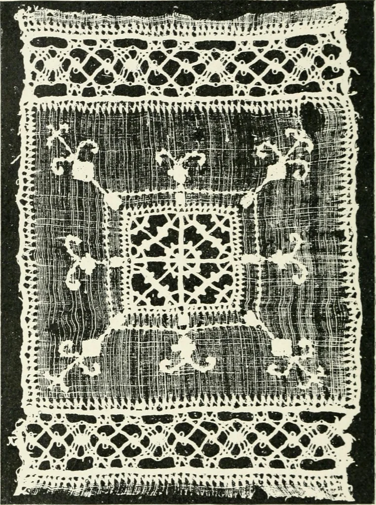 An illustration from Le poinct de France et les centres dentelliers au XVIIe et au XVIIIe siècles; ouvrage orné de quarante-trois illustrations, 1905, leaf 53