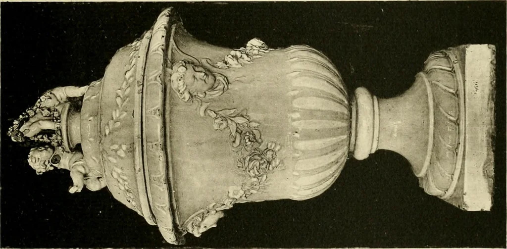An illustration from Les anciennes faiences de Bruxelles : histoire, fabrication, produits, 1922, leaf 348
