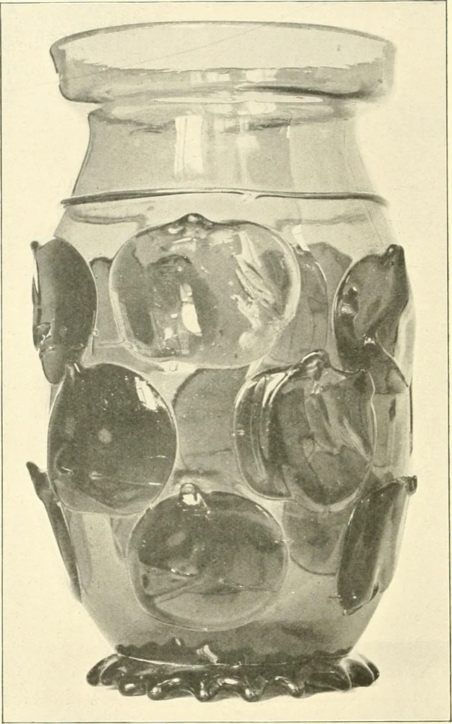 An illustration from Les arts de la terre--céramique--verrerie--émaillerie--mosaïque--vitrail, 1911, leaf 297