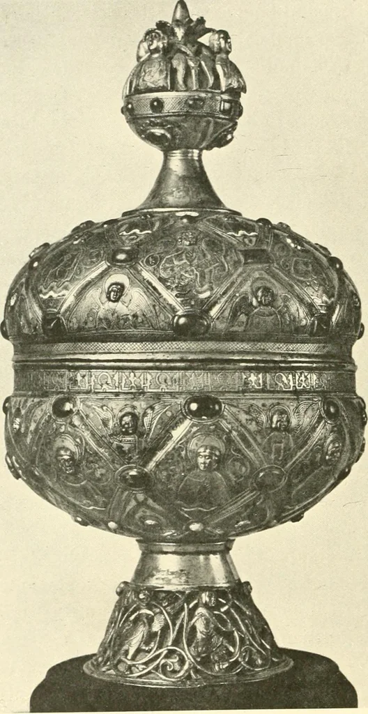 An illustration from Les arts de la terre--céramique--verrerie--émaillerie--mosaïque--vitrail, 1911, leaf 333