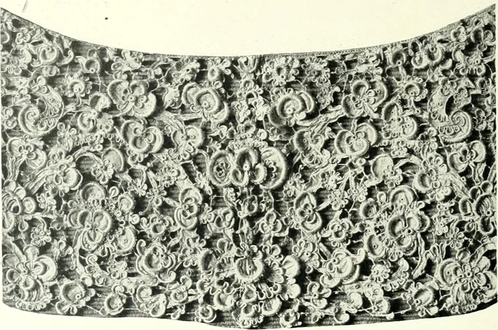 An illustration from Les arts du tissu, 1909, leaf 385