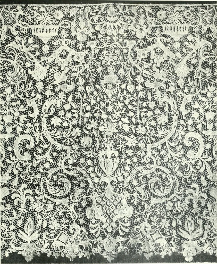 An illustration from Les arts du tissu, 1909, leaf 388