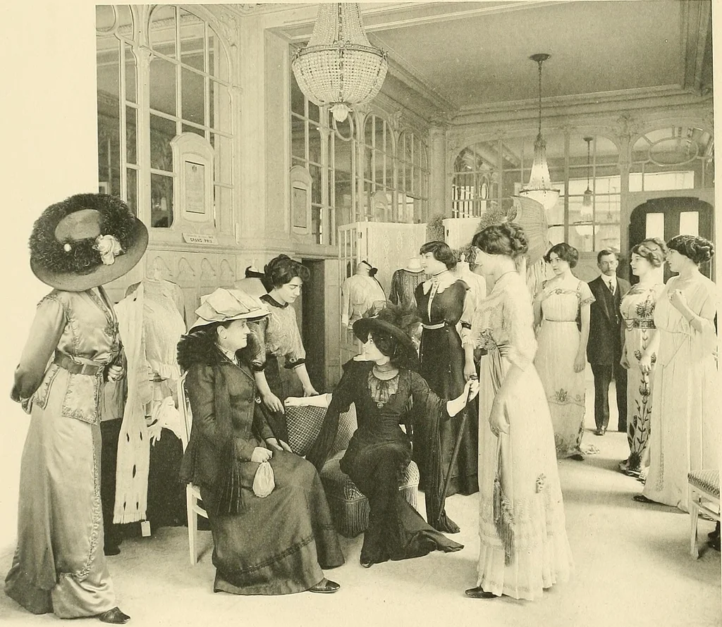 An illustration from Les Createurs de la Mode, 1910, leaf 27