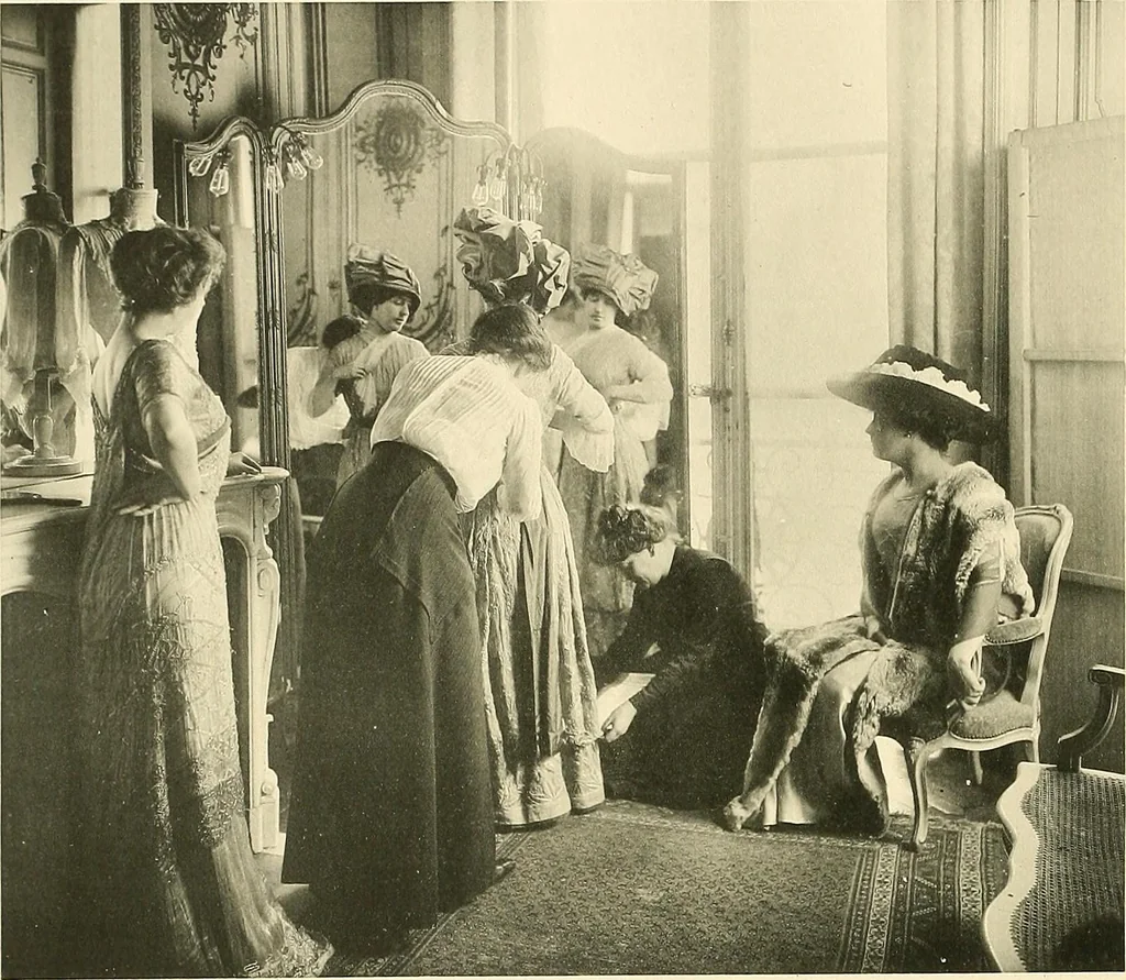 An illustration from Les Createurs de la Mode, 1910, leaf 85