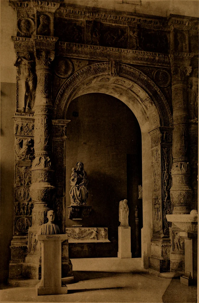 An illustration from Les musées d'Europe. La sculpture au Louvre;, 1900, leaf 182