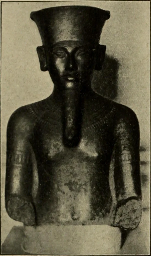 An illustration from Les musées d'Europe. La sculpture au Louvre;, 1900, leaf 21
