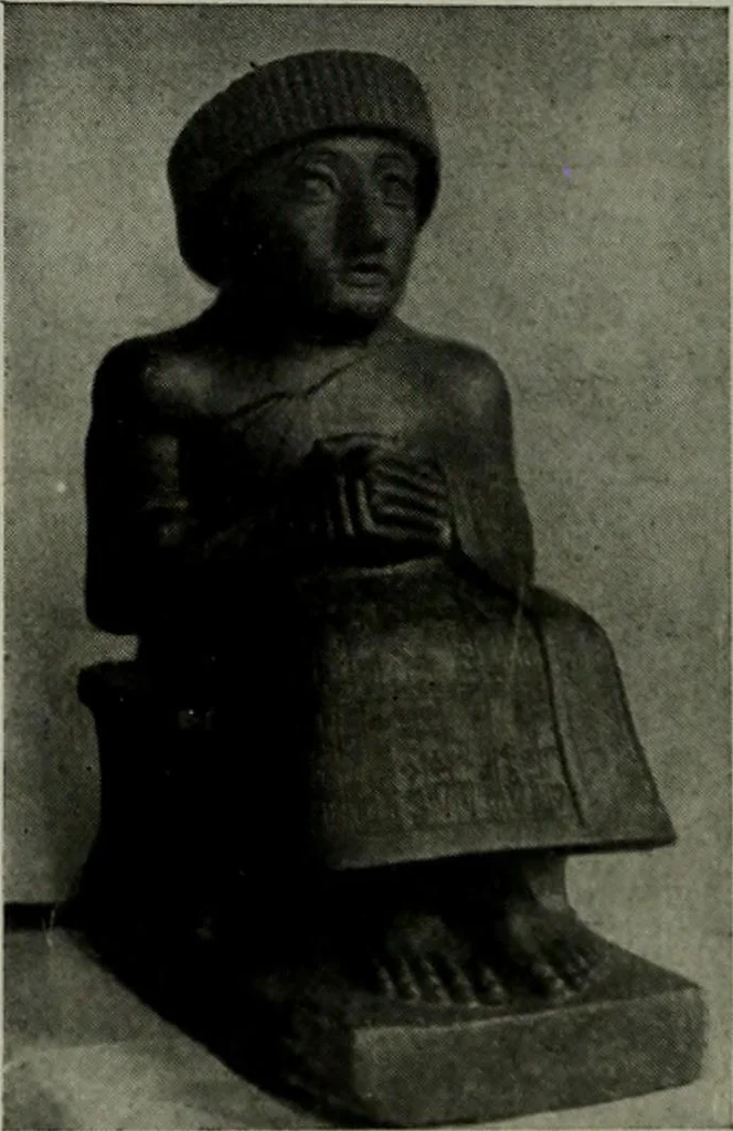An illustration from Les musées d'Europe. La sculpture au Louvre;, 1900, leaf 41