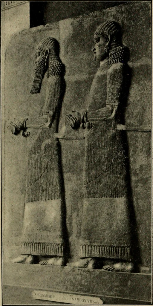 An illustration from Les musées d'Europe. La sculpture au Louvre;, 1900, leaf 45