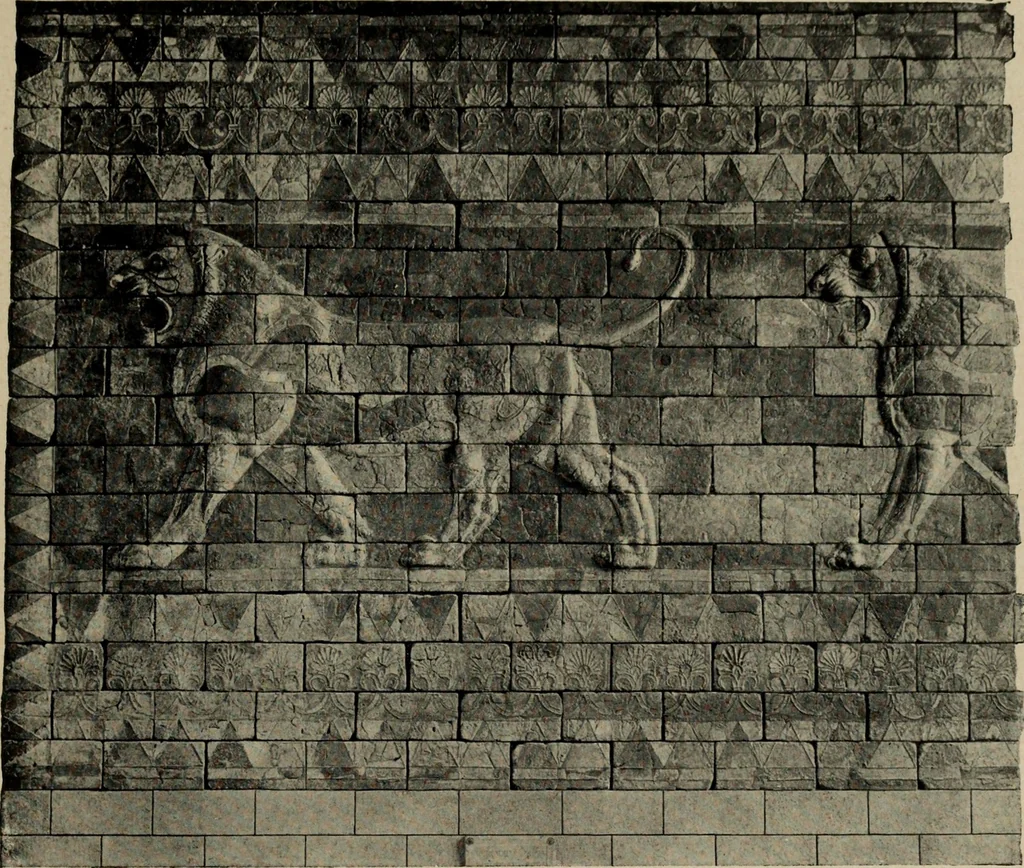 An illustration from Les musées d'Europe. La sculpture au Louvre;, 1900, leaf 50