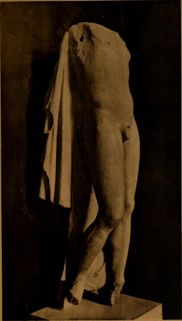 An illustration from Les musées d'Europe. La sculpture au Louvre;, 1900, leaf 80