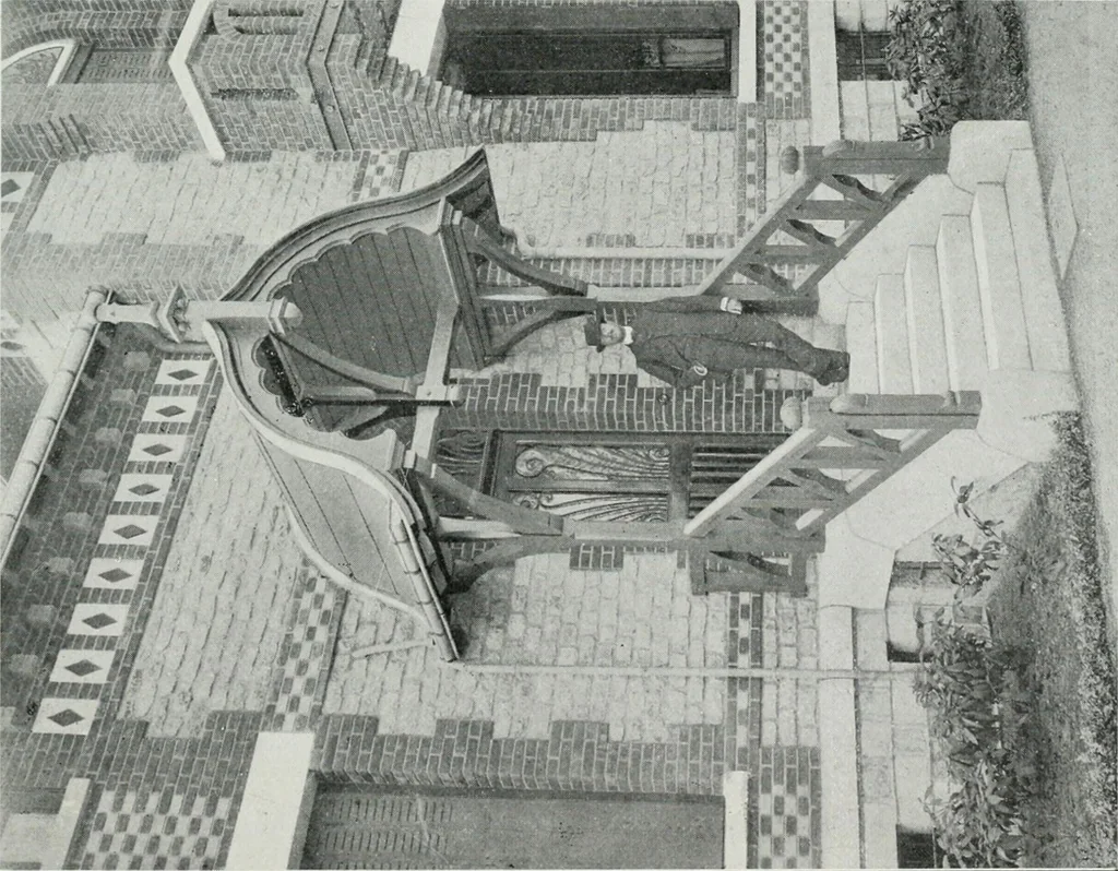 An illustration from Les Salons d'architecture, 1907, leaf 70
