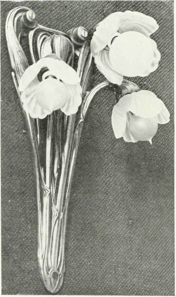 An illustration from Les Salons d'architecture, 1907, leaf 139