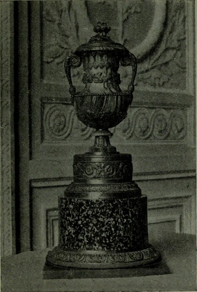 An illustration from Le style Louis XVI : ouvrage orne de 160 gravures environ, 1900, leaf 186